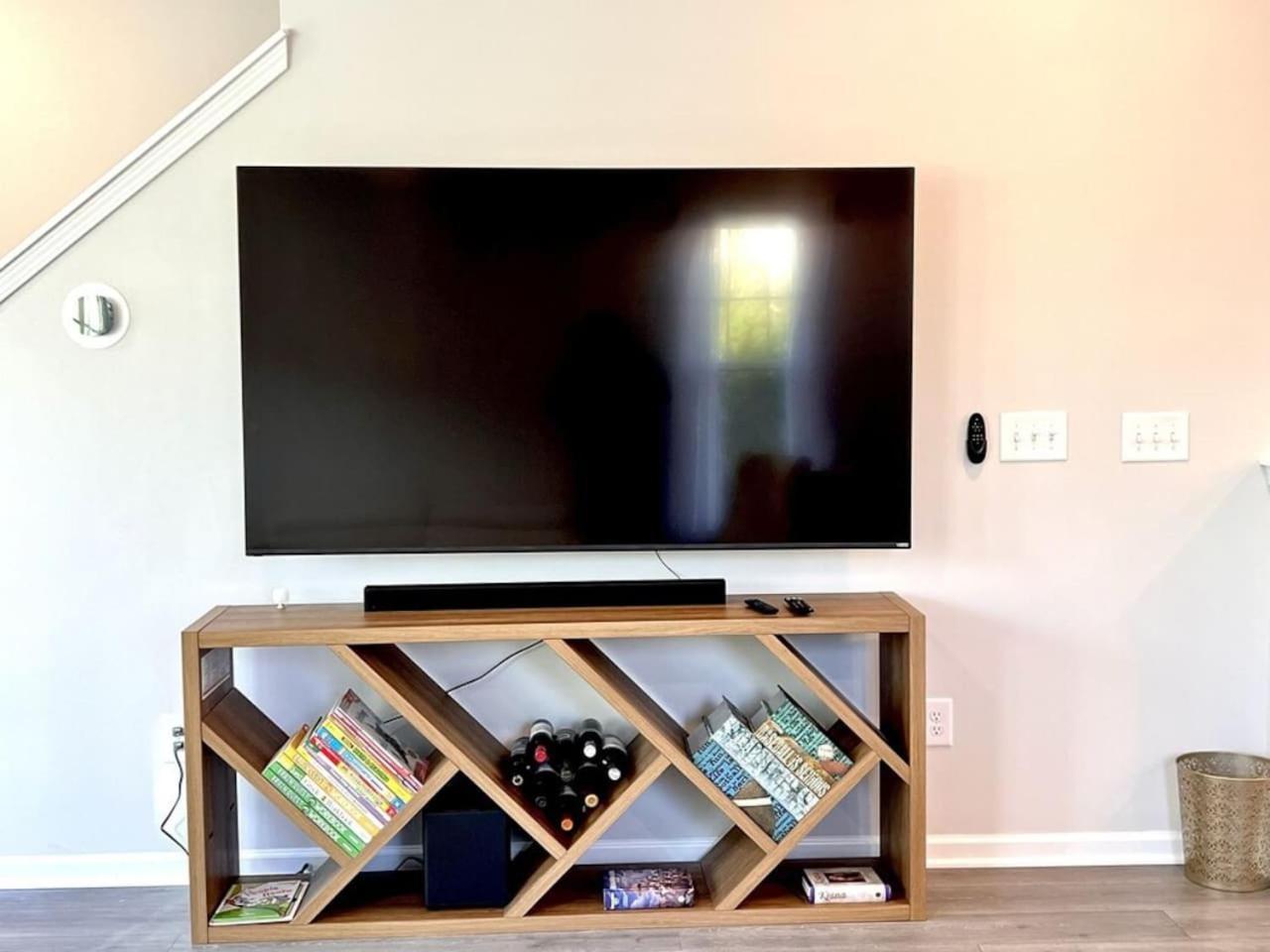 The Villas Buckingham 10 Mins To Rdu Airport Duke Downtown Ντάραμ Εξωτερικό φωτογραφία