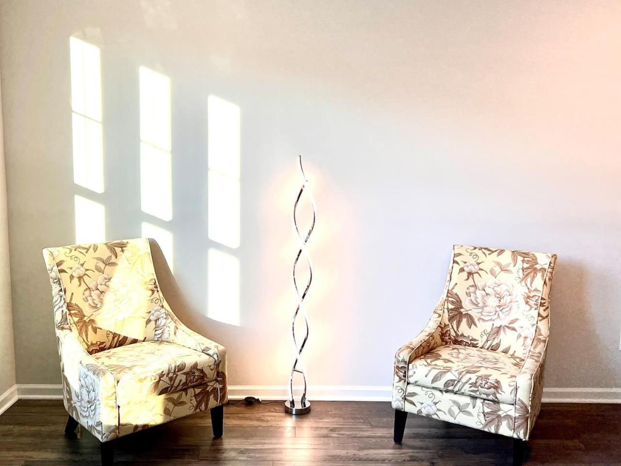 The Villas Buckingham 10 Mins To Rdu Airport Duke Downtown Ντάραμ Εξωτερικό φωτογραφία